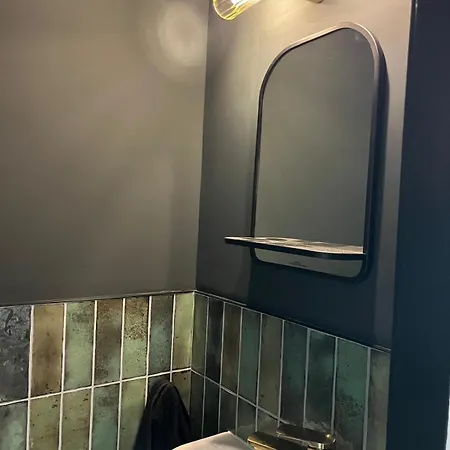 On The River Liffey - Centre دبلن