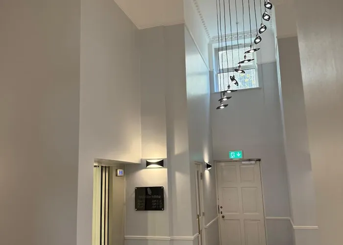 On The River Liffey - Centre דירה *