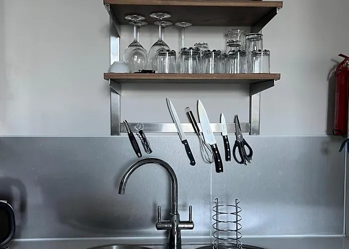 On The River Liffey - Centre *